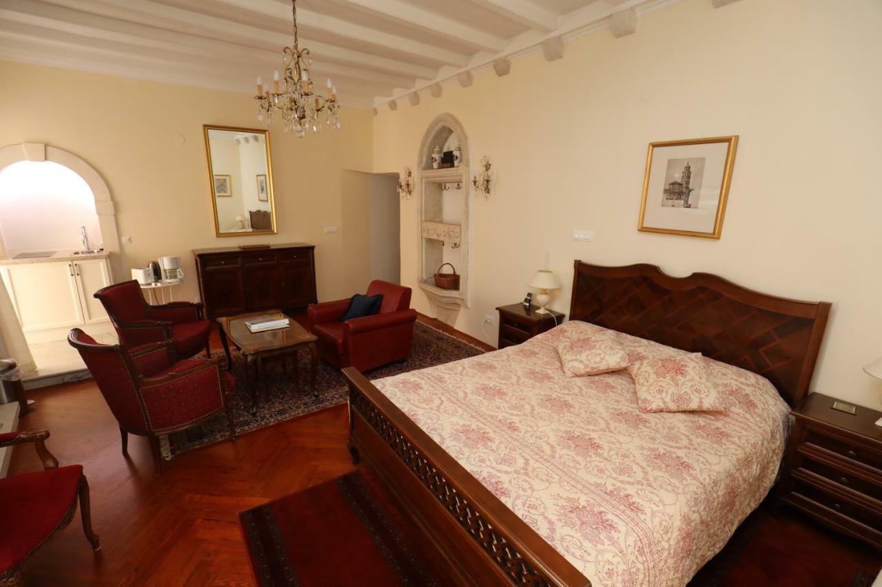 Antunini Apartment *